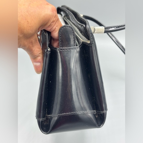 🖤Beijo Elegant Black Patent Leather Handbag - Picture 3 of 12
